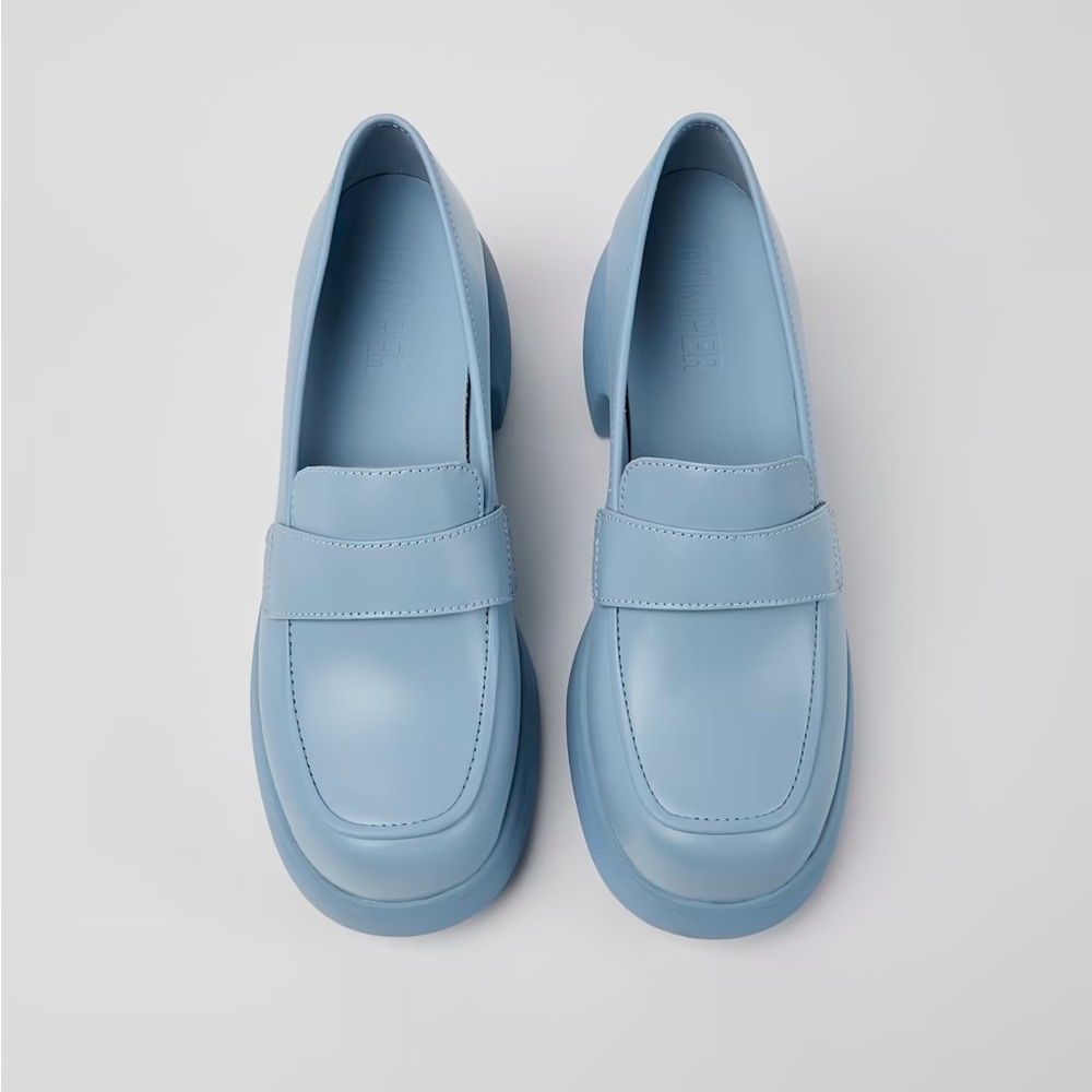 Camper Thelma light blue leather loafer - size 9